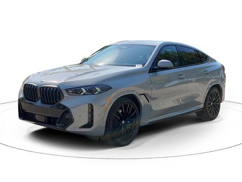 New 2026 BMW X6 xDrive40i w/ Executive Package image 2
