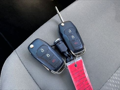 Used 2021 Ford EcoSport S FWD image 13
