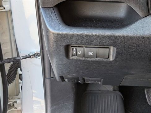 Used 2020 Toyota RAV4 LE image 15