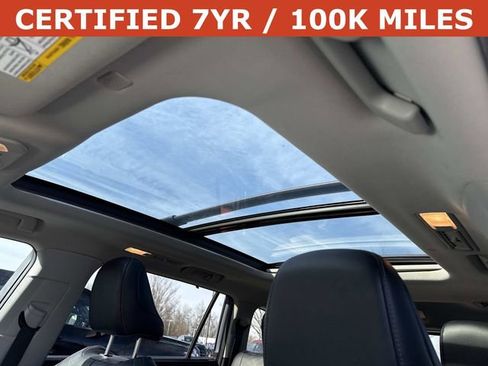 Used 2021 Toyota Highlander Platinum FWD image 16