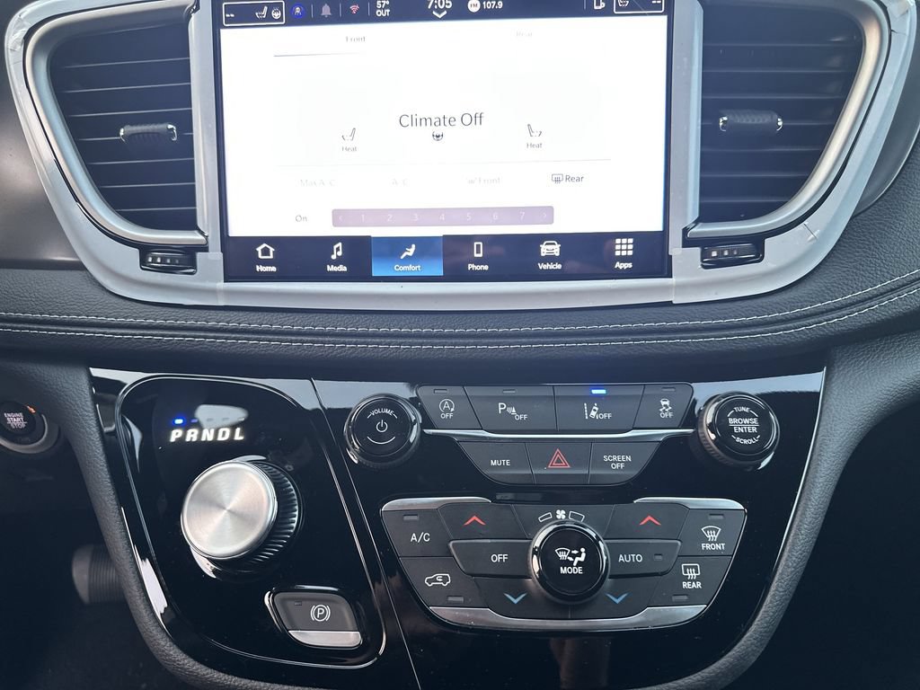 New 2026 Chrysler Pacifica Select FWD image 27