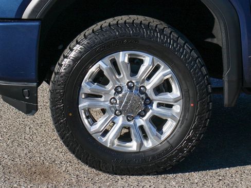 Used 2020 GMC Sierra 2500 Denali w/ Denali Ultimate Package image 45