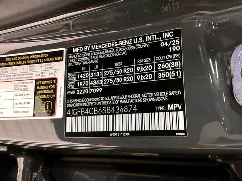 Certified 2025 Mercedes-Benz GLE 450e 4MATIC image 26