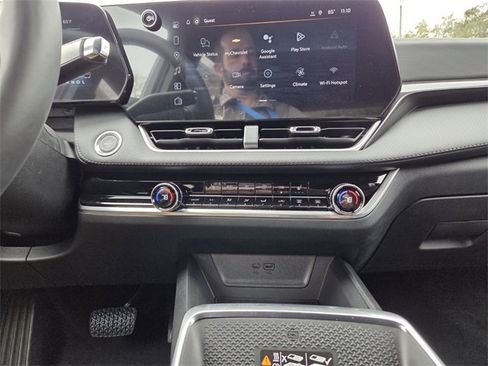 New 2026 Chevrolet Equinox LT image 25