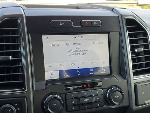 Used 2020 Ford F150 XLT w/ Equipment Group 302A Luxury AWD/4WD image 21