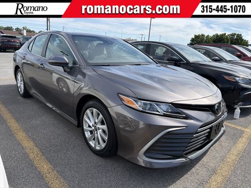 Used 2023 Toyota Camry LE FWD image 1