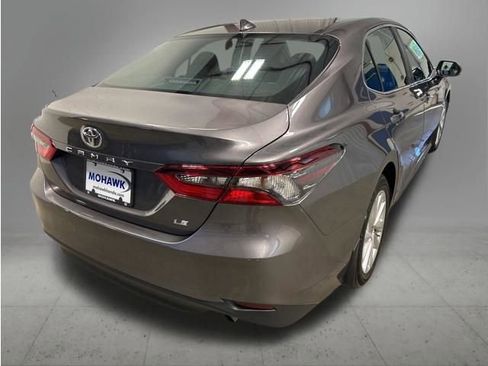 Used 2023 Toyota Camry LE FWD image 5