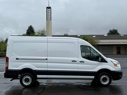 Used 2023 Ford Transit 250 Medium Roof w/ Load Area Protection Package image 7