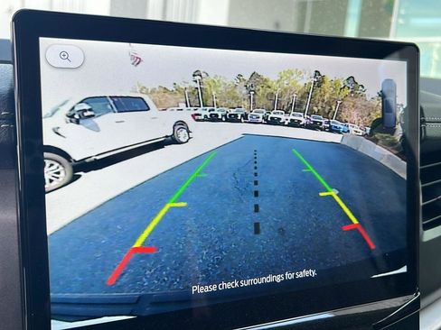 Certified 2024 Ford Expedition XLT image 27