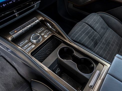 Used 2026 Lincoln Nautilus Black Label image 20