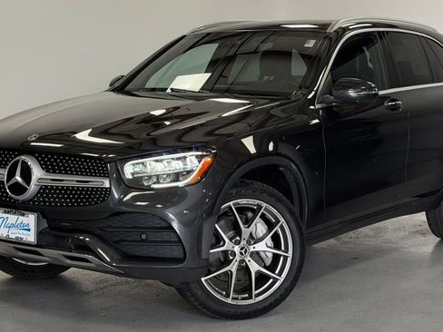 Used 2022 Mercedes-Benz GLC 300 4MATIC w/ AMG Line image 1