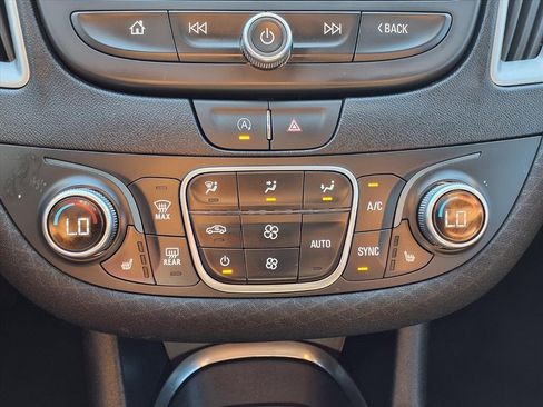 Used 2024 Chevrolet Malibu LT image 18