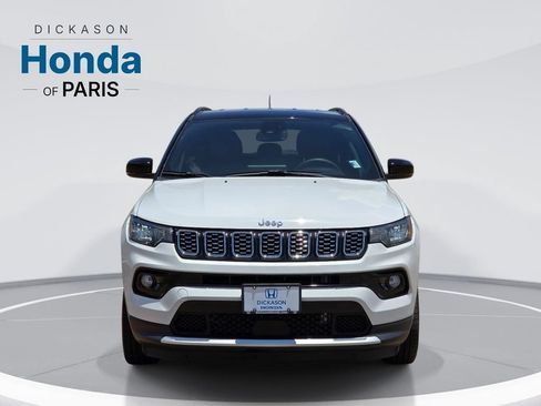 Used 2025 Jeep Compass Limited AWD/4WD image 2