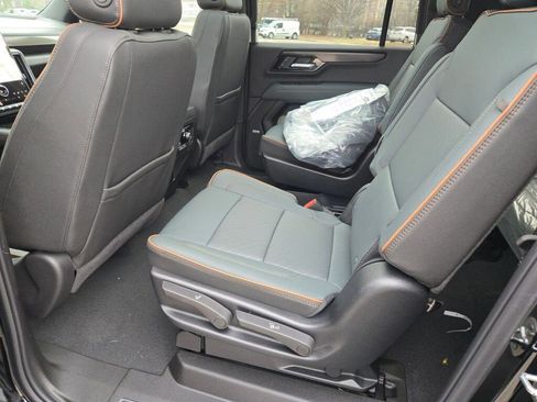 New 2026 GMC Yukon XL AT4 image 22