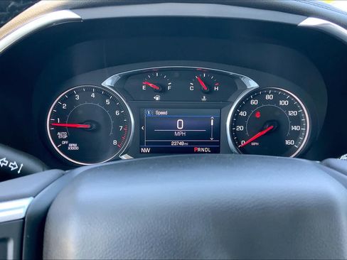 Used 2020 Chevrolet Blazer LT FWD image 25
