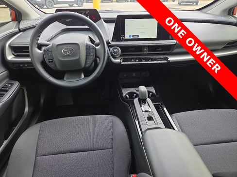 Used 2023 Toyota Prius LE image 11