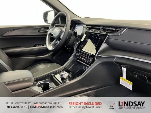 New 2025 Jeep Grand Cherokee Altitude w/ Trailer Tow Package image 14