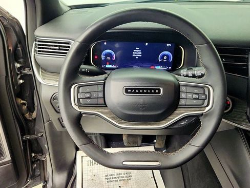 Used 2022 Jeep Wagoneer Series II image 13