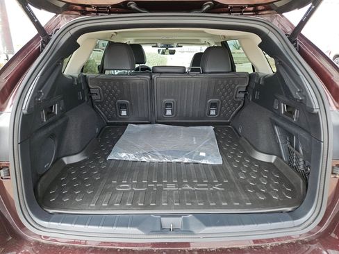 Used 2023 Subaru Outback Limited XT AWD/4WD image 24