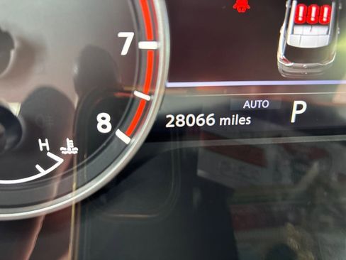 Used 2023 Nissan Rogue SL w/ SL Premium Package image 18