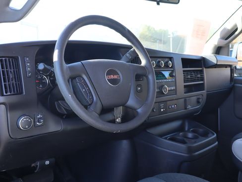 Used 2024 GMC Savana 2500 w/ Driver Convenience Package image 17