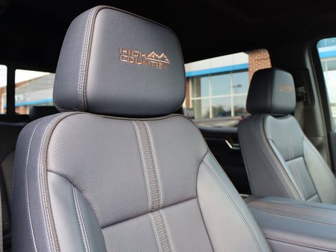 Used 2023 Chevrolet Silverado 1500 High Country w/ High Country Premium Package image 56