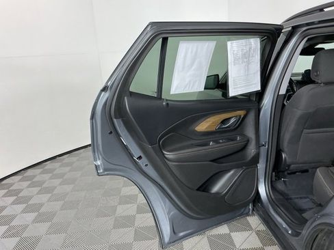 Used 2020 GMC Terrain SLE w/ Driver Convenience Package image 25