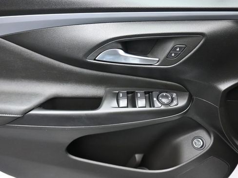 Used 2024 Buick Envista Preferred w/ Convenience I Package image 10