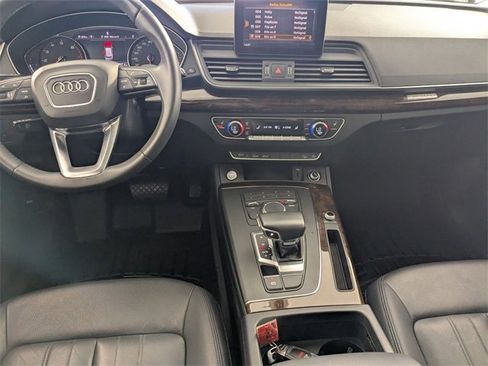 Used 2019 Audi Q5 2.0T Premium image 26