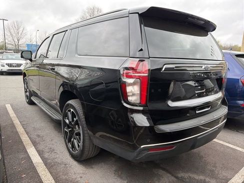 Used 2021 Chevrolet Suburban RST w/ Luxury Package image 4