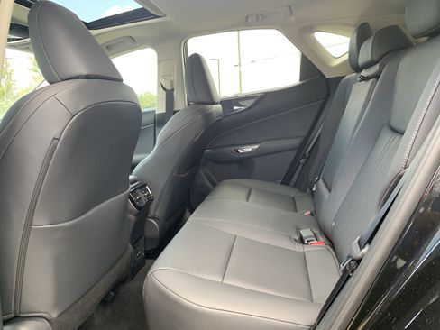 Used 2025 Lexus NX 250 FWD w/ Accessory Package (2T) image 32