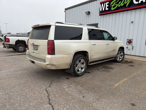 Used 2015 Chevrolet Suburban LTZ image 6