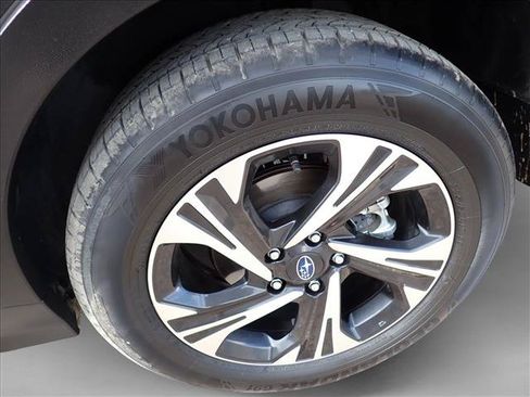 Used 2024 Subaru Crosstrek 2.0i Premium AWD/4WD image 7