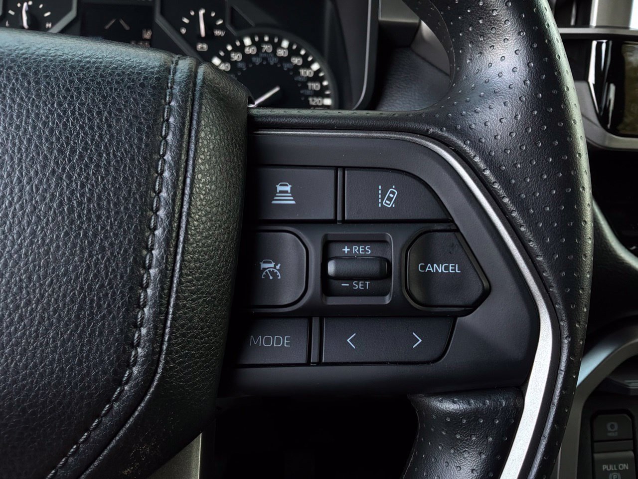 Used 2025 Toyota Tundra SR5 AWD/4WD image 35