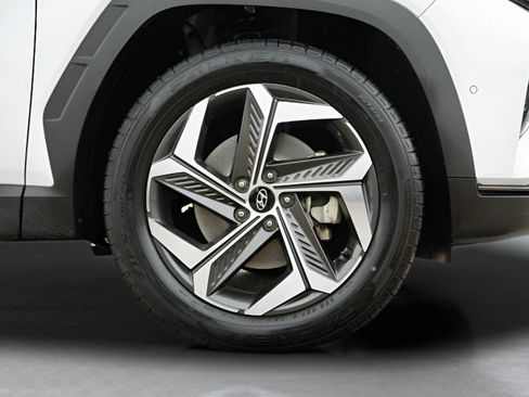 Used 2023 Hyundai Tucson Limited FWD image 9