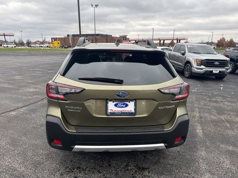 Used 2025 Subaru Outback Limited w/ Popular Package #2 image 4