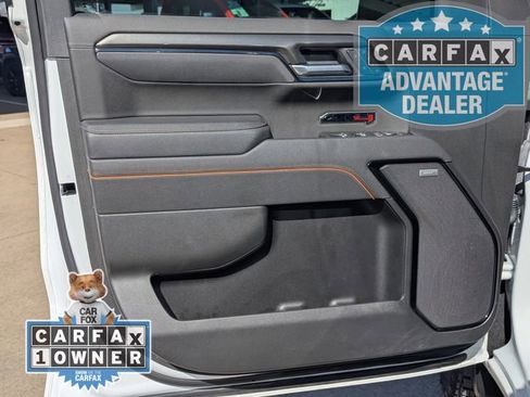 Used 2025 GMC Sierra 1500 AT4 image 16