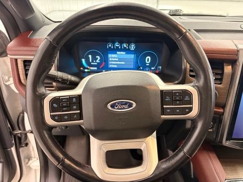 Used 2022 Ford Expedition Max Limited AWD/4WD image 17