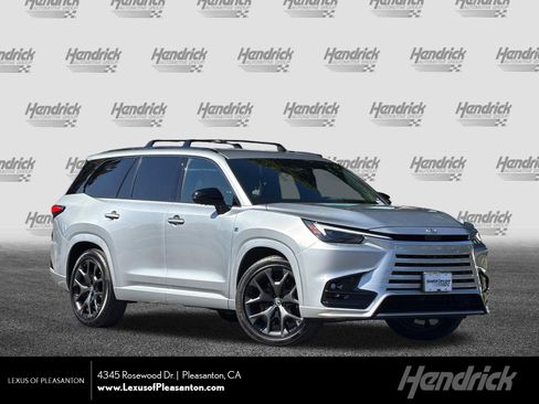 Certified 2026 Lexus TX 500h AWD w/ Technology Package image 1