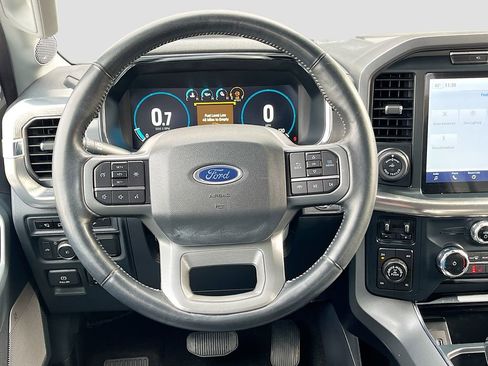 Used 2022 Ford F150 Lariat AWD/4WD image 11