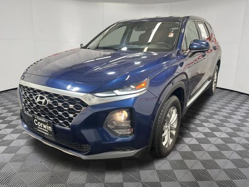 Used 2020 Hyundai Santa Fe SE AWD/4WD image 3