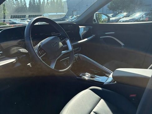 Certified 2025 Audi Q5 Premium w/ Convenience Package AWD/4WD image 15