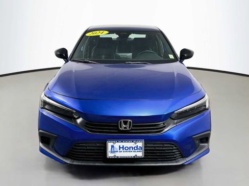 Used 2024 Honda Civic Sport image 2