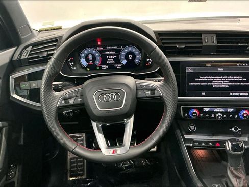 Certified 2025 Audi Q3 2.0T Premium Plus w/ Premium Plus Package image 8