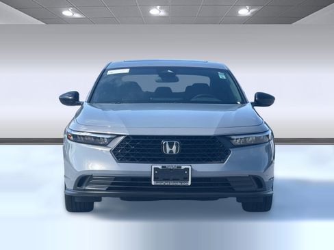Used 2024 Honda Accord Sport image 5
