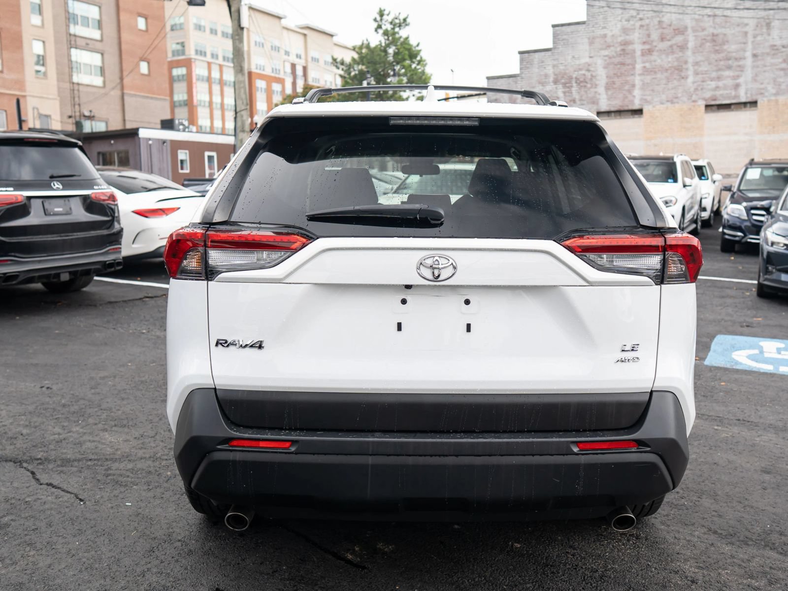 Used 2019 Toyota RAV4 LE w/ All Weather Liner Package AWD/4WD image 4
