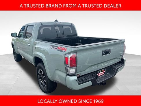 Certified 2023 Toyota Tacoma TRD Sport w/ TRD Premium Sport Package AWD/4WD image 4