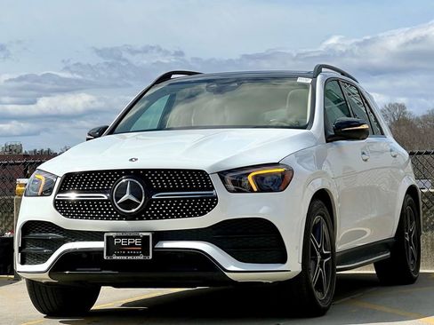 Used 2022 Mercedes-Benz GLE 450 4MATIC image 4
