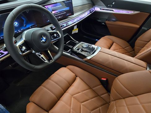 New 2025 BMW 760i xDrive w/ Executive Package image 11