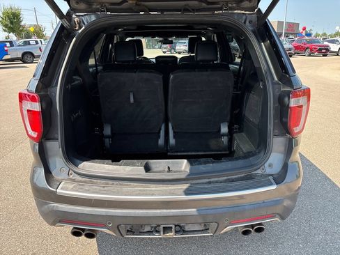 Used 2018 Ford Explorer Platinum AWD/4WD image 40